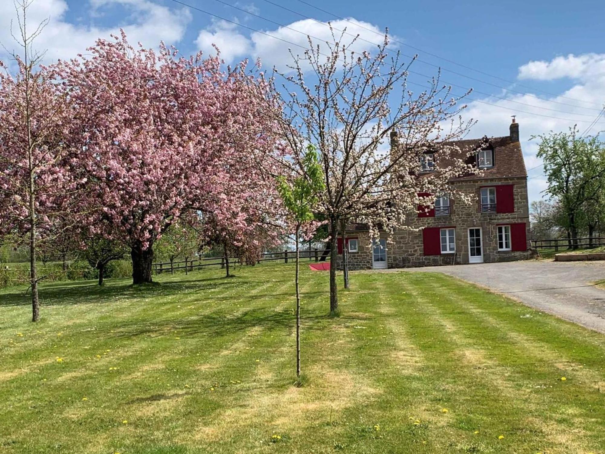 Maison Normande Renovee Avec Grand Jardin, Ideale Pour Famille, Proche Lac Et Randonnees - Fr-1-497-143 Menil-Gondouin المظهر الخارجي الصورة